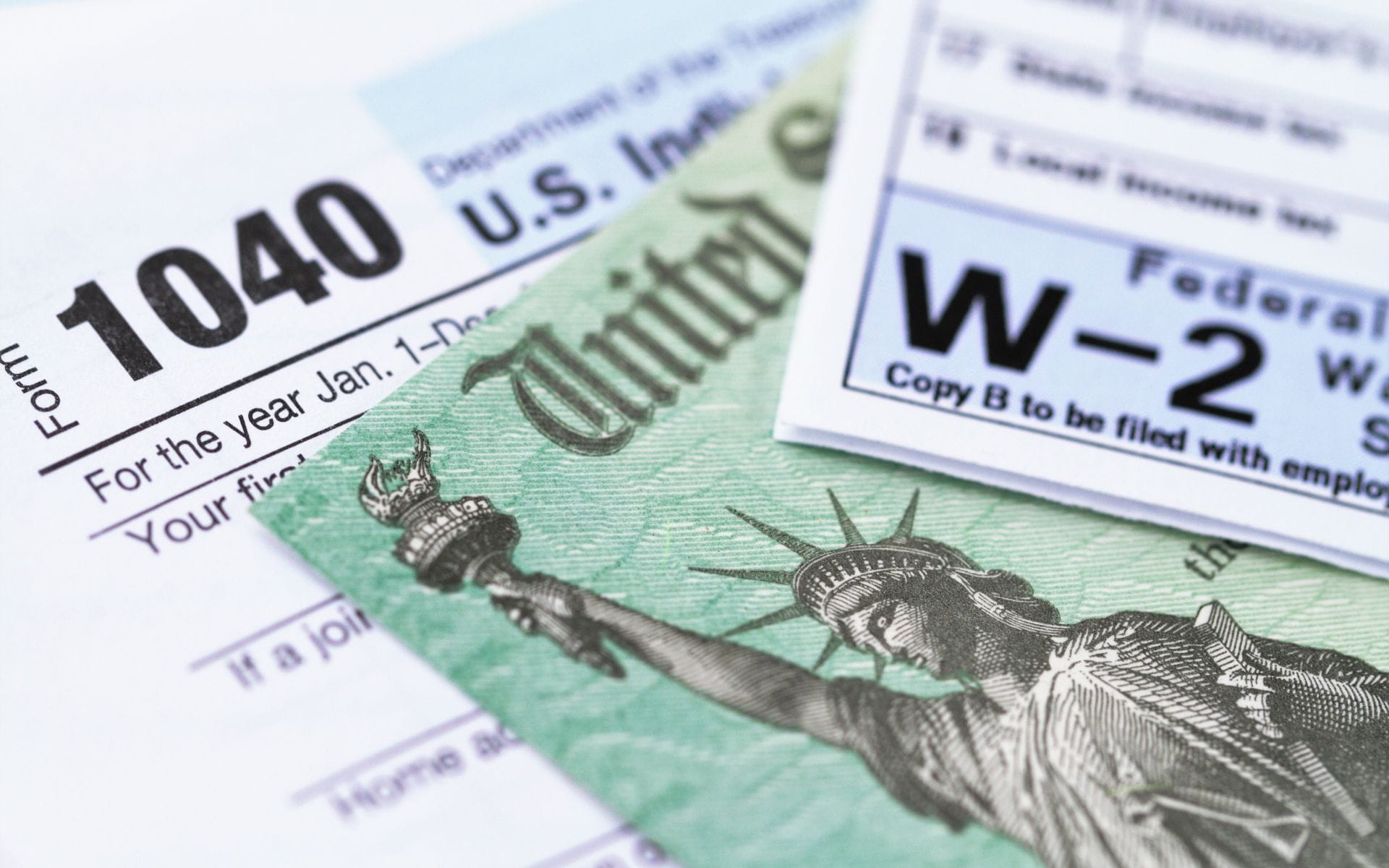 3 Risks of Not Shredding Tax Statement